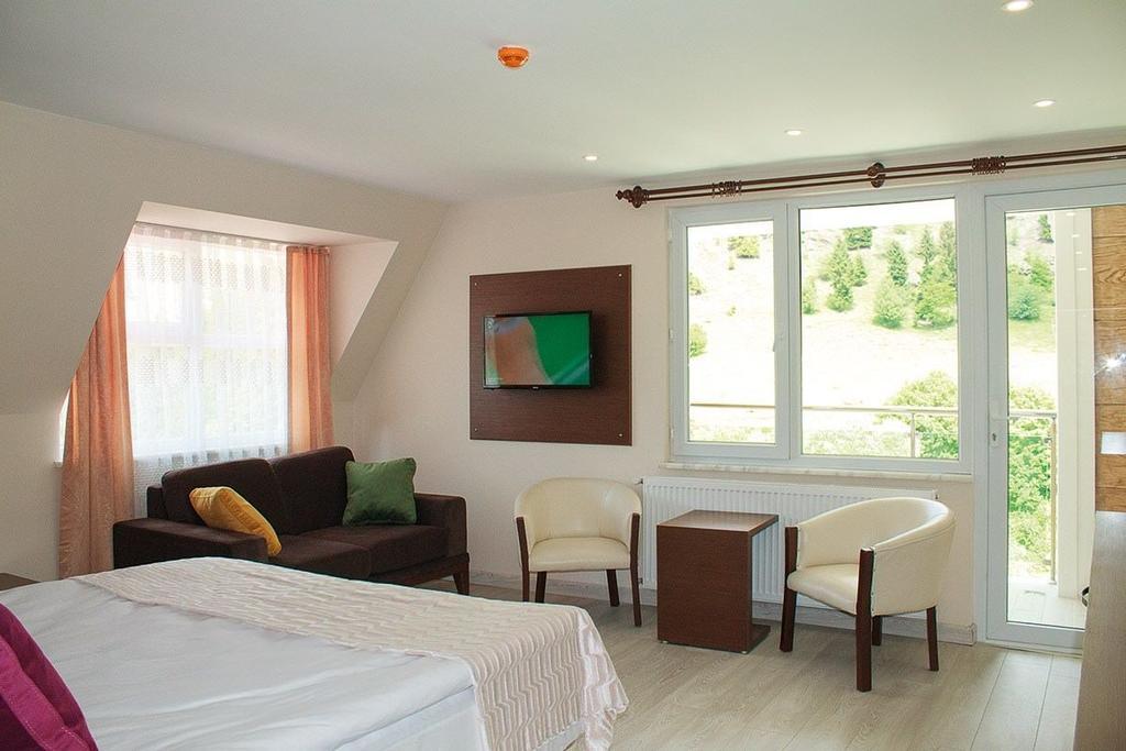 Hotel Green Valley Savsat Esterno foto
